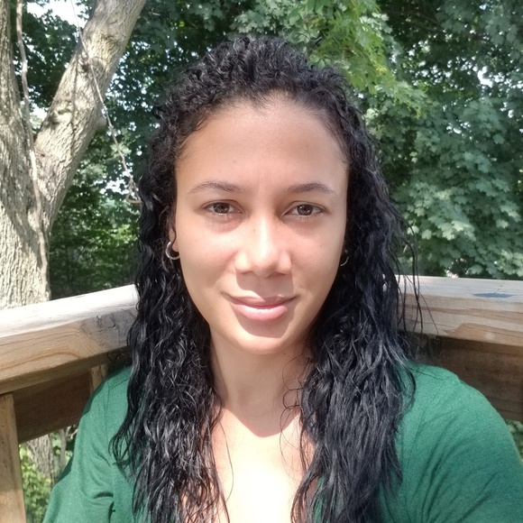 Meet your Posher, Tibisay - Picture 1 of 1